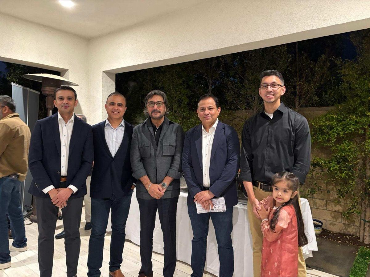 LA fundraiser group photo