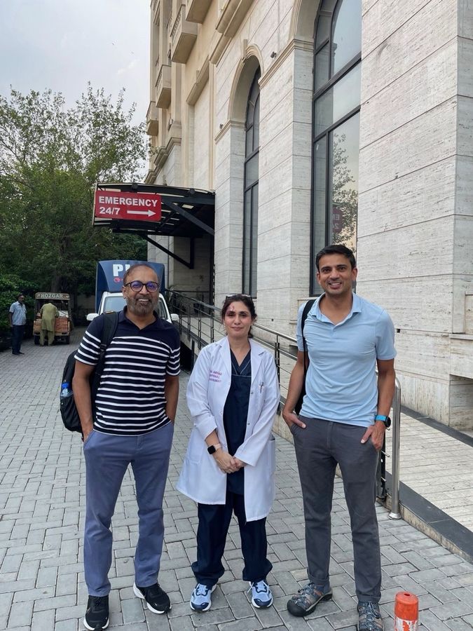 PSI team visiting hospital in Lahore